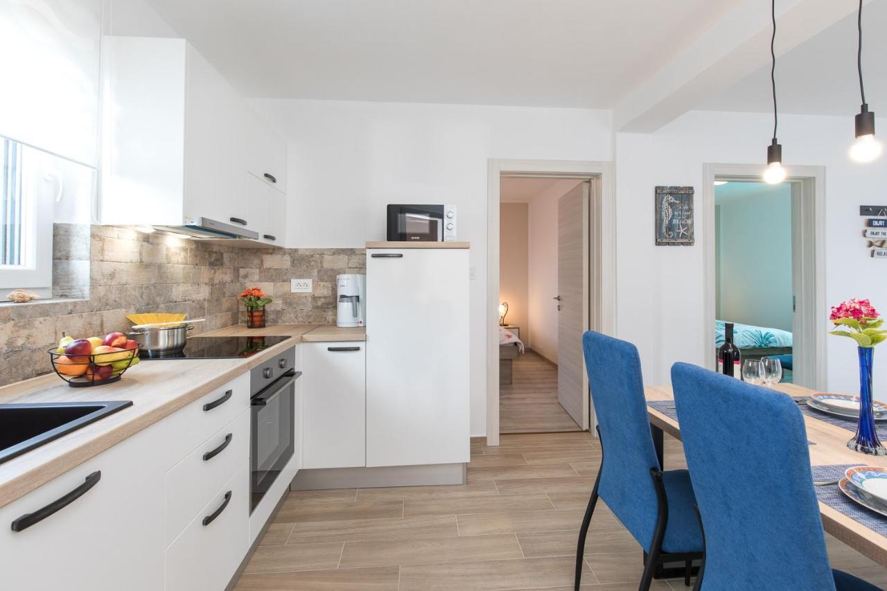 Apartman Jugo 푸나트 외부 사진